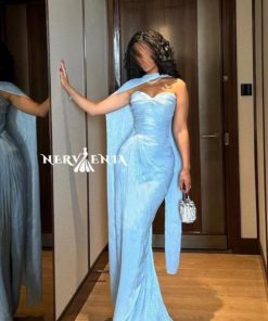 Alternative view of فستان بيورا كرنكل لامع مع شال مطوي - فستان بيورا كرنكل لامع مع شال مطوي