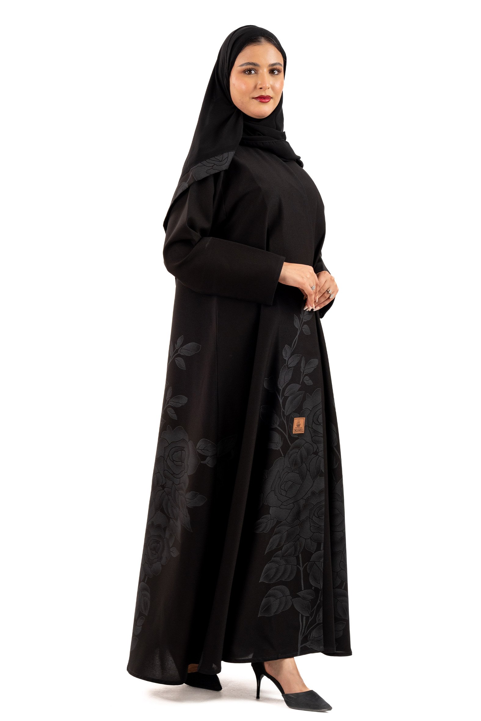 زاهية - عباية عفاف بتطريز فضي ناعم - الصورة 2