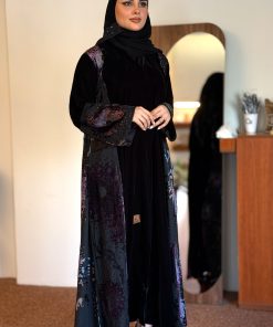 Alternative view of زاهية - عباية غلا بقماش مخمل بنفسجي&بحري