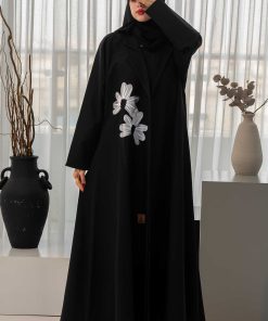 زاهية - عباية ملاك