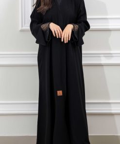 Alternative view of زاهية - عباية كلوش بتدخيلات دانتيل ع الكم