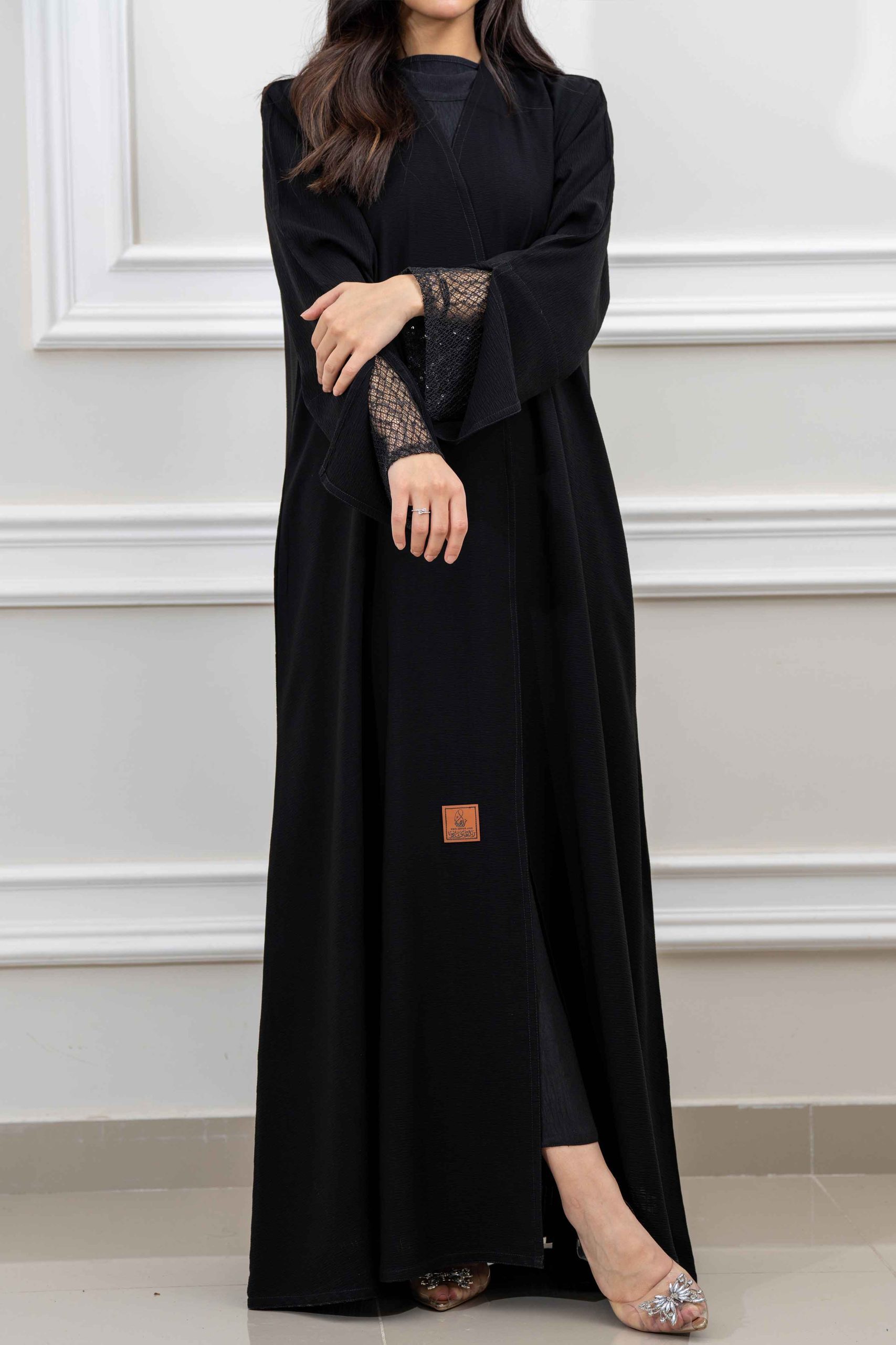 زاهية - عباية كلوش بتدخيلات دانتيل ع الكم - الصورة 4