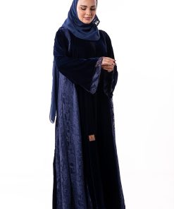 زاهية - عباية نرجس مخمل كحلي مع دانتيل فرنسي