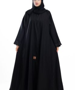 زاهية - عباية سكون كلوش بتطريز اسود مع كرستال