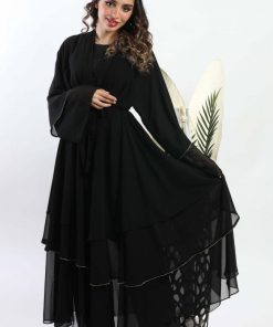 أمول - عباية سوداء طبقات مزينة بالفصوص الذهبية 5093