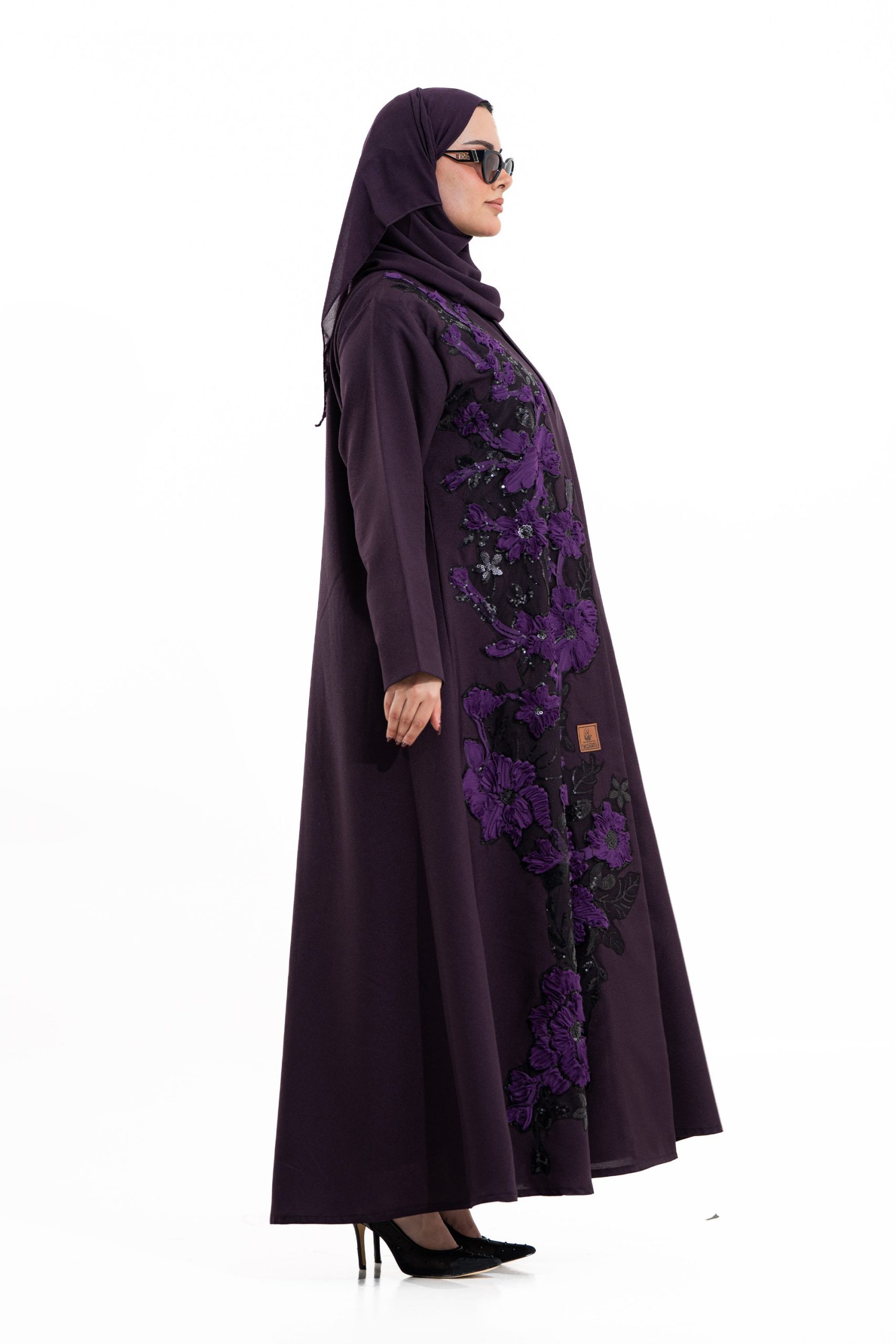 زاهية - عباية غدير - الصورة 2