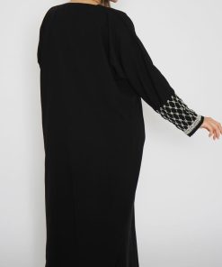 Alternative view of أمول - عباية سوداء مطرز بخيوط خرز 6006