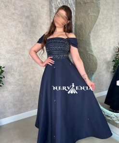 فستان ليزا فاشن مطرز دبل كلوش - فستان ليزا فاشن مطرز دبل كلوش