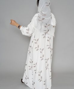 Alternative view of أمول - عباية بيضاء مع خياطة يدوية على القماش 6057