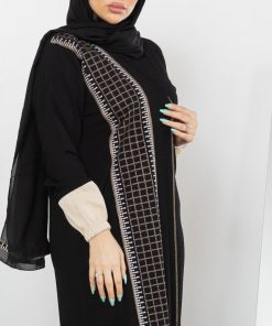 Alternative view of أمول - عباية سوداء قماش زوم بتطريز السدو التقليدي N1011