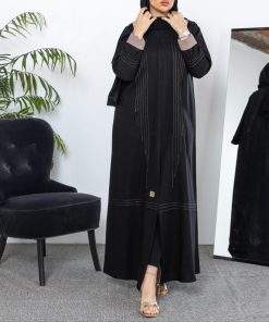 Alternative view of أمول - عباية سوداء سادة كلاسيكN1018