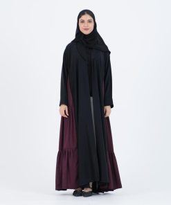 عبايات سوروزيه - عباية بلاك بيري كلوش بتصميم لف وتدخيلة عنابية بكسرات واسعة - أسود
