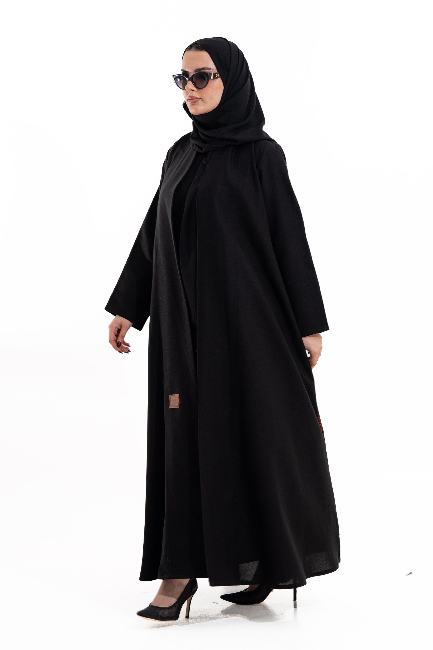 زاهية - عباية عنود - الصورة 3