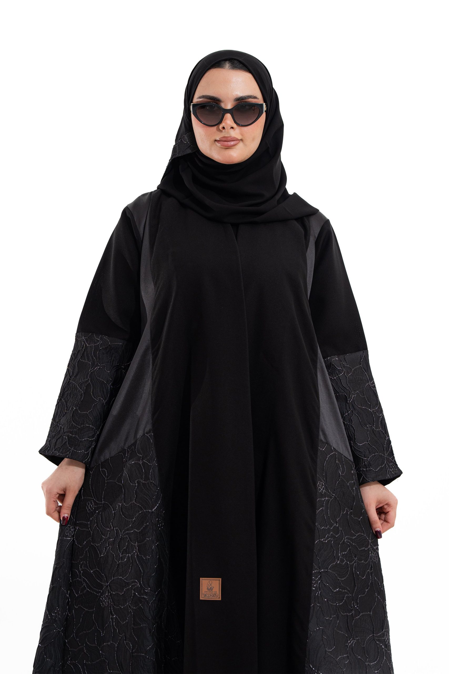 زاهية - عباية غيداء - الصورة 3