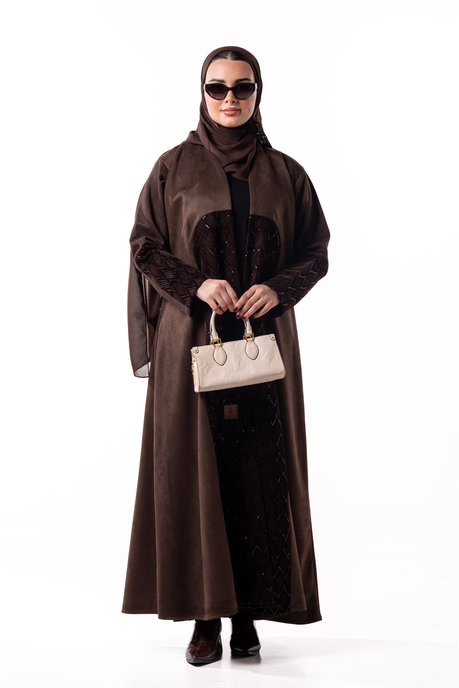 زاهية - عباية غيم باللون البني