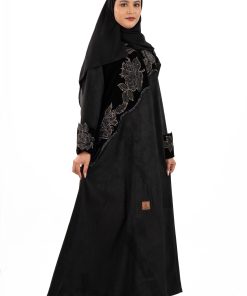 زاهية - عباية ريفال شموة اسود مع تطريز امام العباية