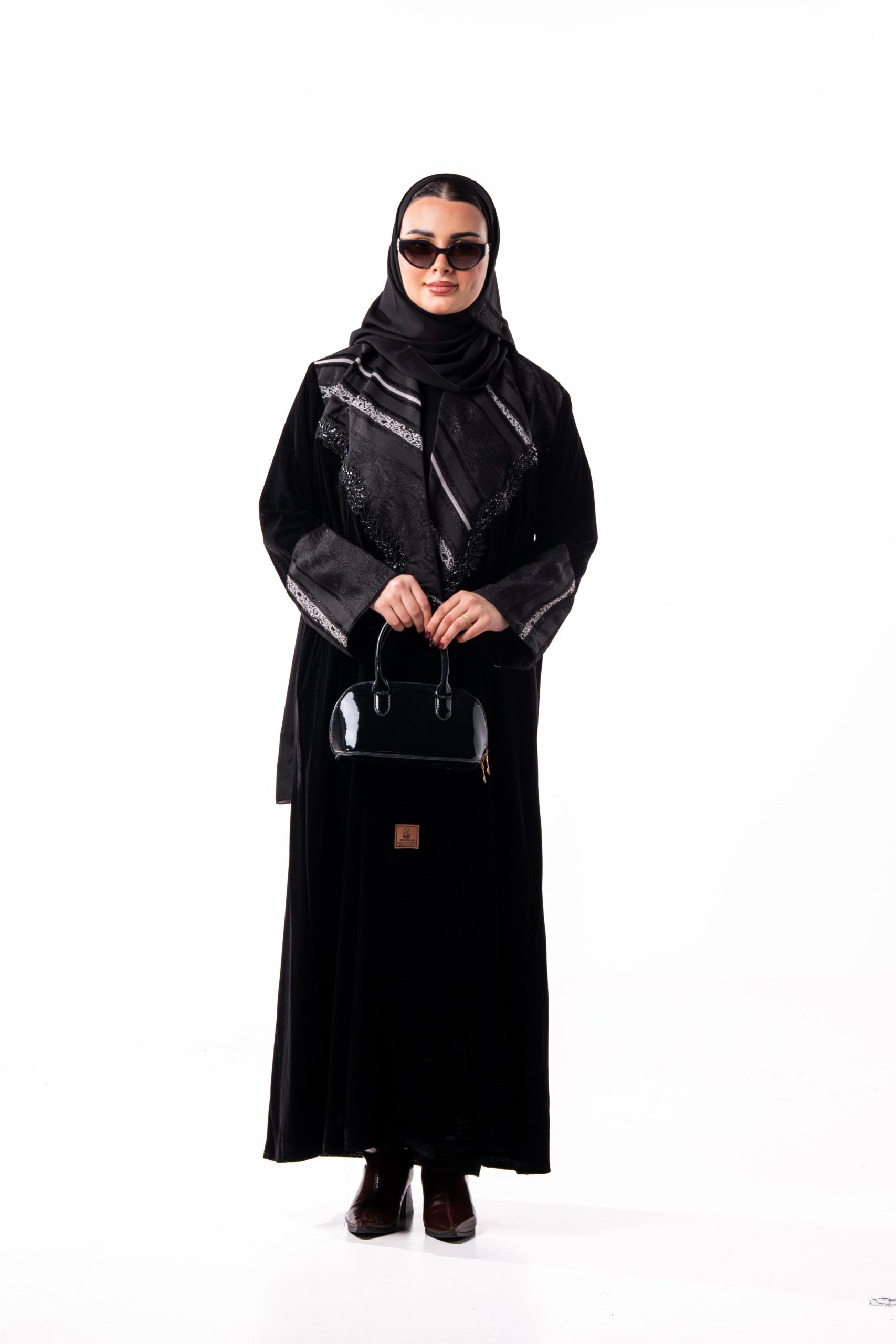 زاهية - عباية فرح الشتوية - الصورة 2