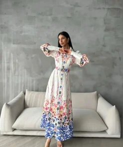 Alternative view of متجر زحل - فستان كريب مطبوع بنقشة زهور ناعم