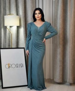 فستان اخضر كسرات جانبيه