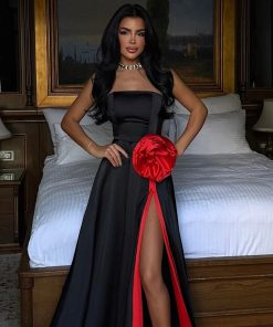 Alternative view of متجر زحل - فستان ساتان ملكي مع وردة