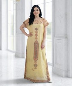 جلابية بلون أصفر فاتح بتفاصيل تراثية ولمسة أنيقة