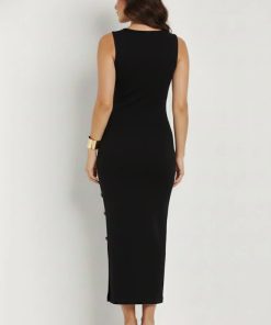 Alternative view of متجر زحل - فستان رايون أسود بقصة أنثوية وأزرار جانبية