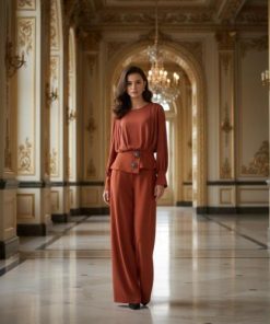 طقم نسائي برتقالي بلمسة أنيقة وراقية