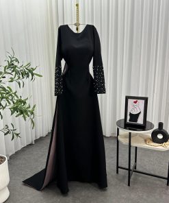 أزياء الأميرة - فستان سوما : باربي مع ميكادو