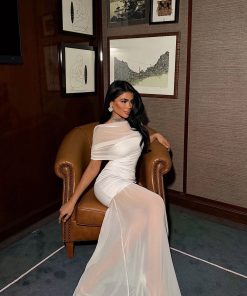 متجر زحل - فستان كريب أبيض بتفصيل تول شفاف فاخر