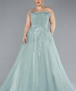 Alternative view of متجر زحل - فستان سهرة تول مطرّز ثلاثي الأبعاد بتصميم أميري – متعدد الألوان