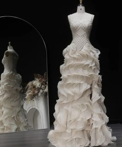 سمارا بوتيك - فستان سهرة مع كشكشه وفتحة جانبية من سمارا بوتيك-S163