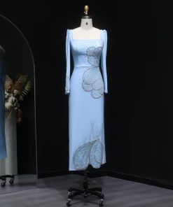 سمارا بوتيك - فستان عصري برسمة الفراشة وتطريز رائع من سمارا بوتيك-S90