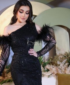 العنود للأزياء - فستان مناسبات بأكمام ريش كلفة سهرة فاخرة