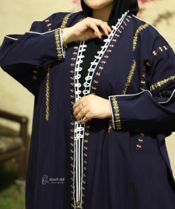 Alternative view of ألوان الجميلة  - عباية حرير مغسول كحلي مطرزة بشت بتفاصيل فاخرة