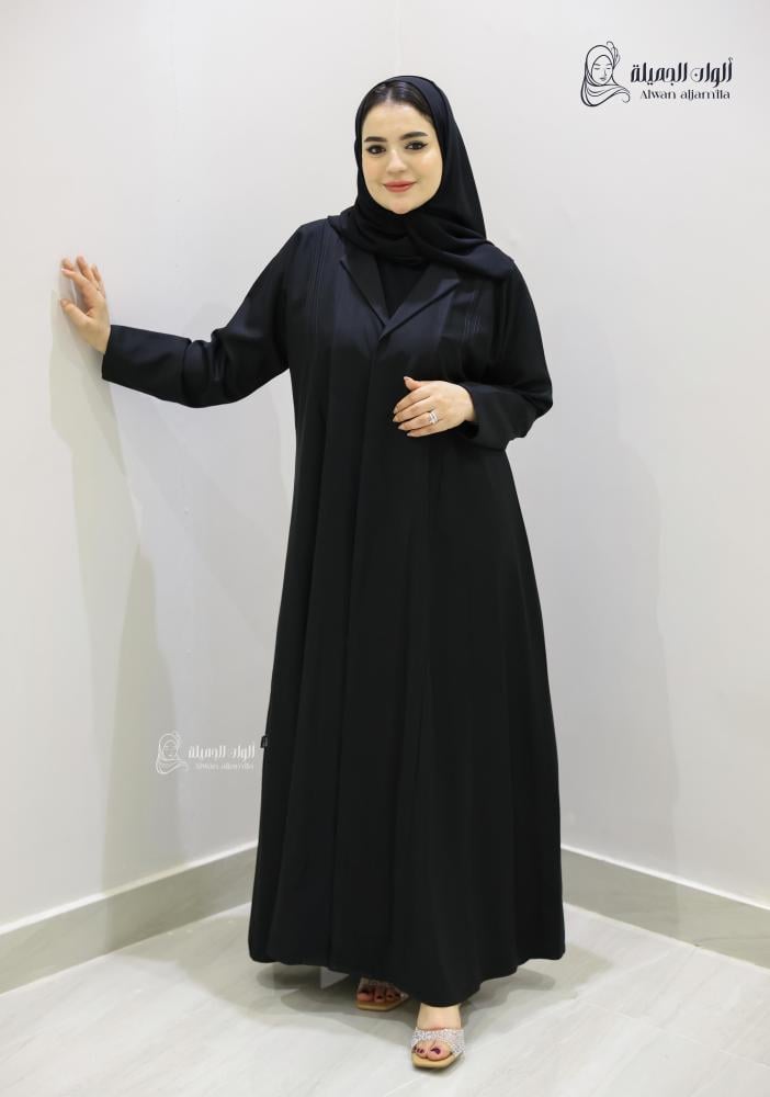 ألوان الجميلة - عباية سوداء نص كلوش تصميم كلاسيك أنيق - الصورة 3