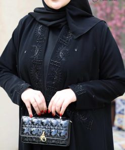 Alternative view of ألوان الجميلة  - عباية هالة الليل – سوداء كريب بتطريز ناعم فاخر