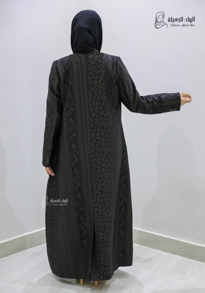 ألوان الجميلة - عباية بليزر فخمة بتصميم راقي ونقشة ناعمة - الصورة 5