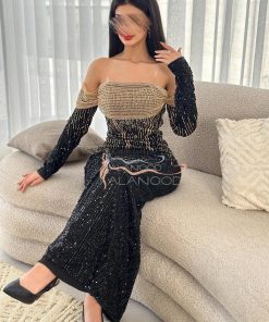 العنود للأزياء - فستان ياسمين صبري سهرة أسود ذهبي بتصميم ملكي متقن
