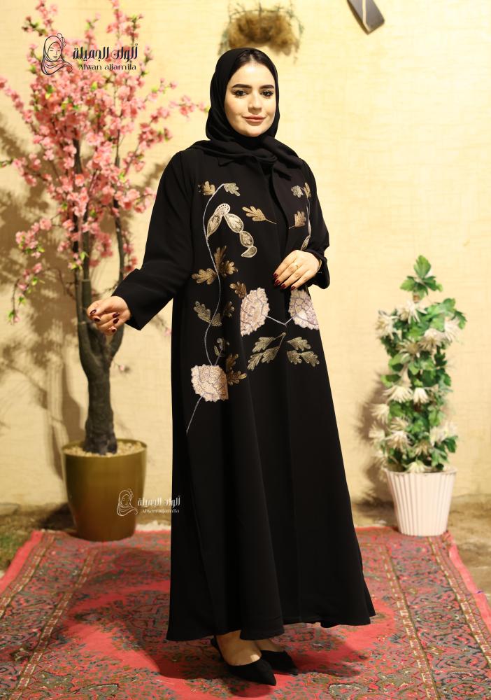 ألوان الجميلة - عباية سوداء هاري مطرزة | عباية فخمة
