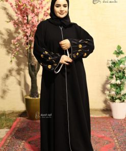 ألوان الجميلة  - عباية شك سوداء كريب نص كلوش