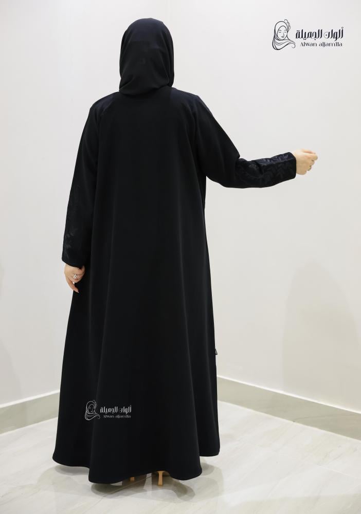 ألوان الجميلة - عباية سوداء مطرزة كريب إندونيسي ناعم - الصورة 5