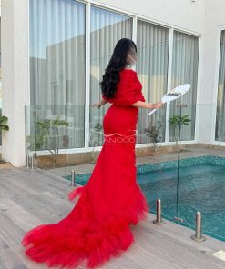 العنود للأزياء - فستان سهرة احمر فخم بتصميم السمكة المنسدل