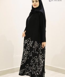ألوان الجميلة - عباية سوداء مطرزة بتصميم أنيق كريب اندونيسي - الصورة 5