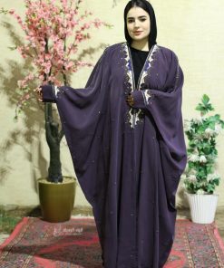 ألوان الجميلة  - عباية حرير مغسول موف دخاني شك بشت بتطريز فاخر