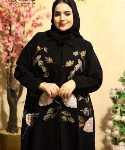 Alternative view of ألوان الجميلة  - عباية سوداء هاري مطرزة | عباية فخمة