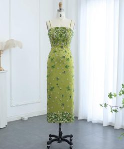 سمارا بوتيك - فستان سهرة ناعم ساتان بتطريز كرستال من سمارا بوتيك-S70