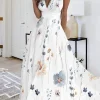 just fashion now  - فستان كاجوال بقصة عادية ومزين بالزهور وياقة على شكل V